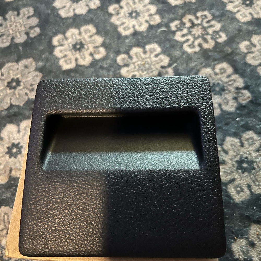 Subaru interior fuse box cover